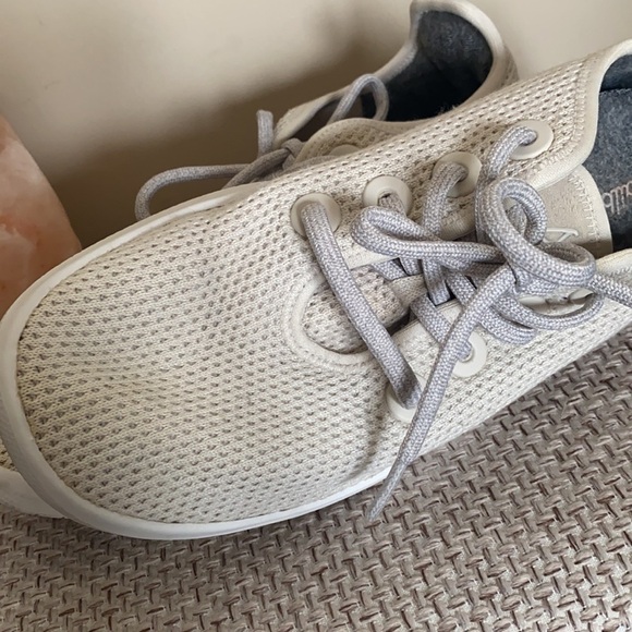 Allbirds Tree Runners Kauri Stone Size 9 Women\'s main image 1
